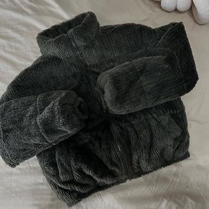 The Wild Fable Green Faux Fur Puffer | Winter Bomber Jacket | Cropped Coat